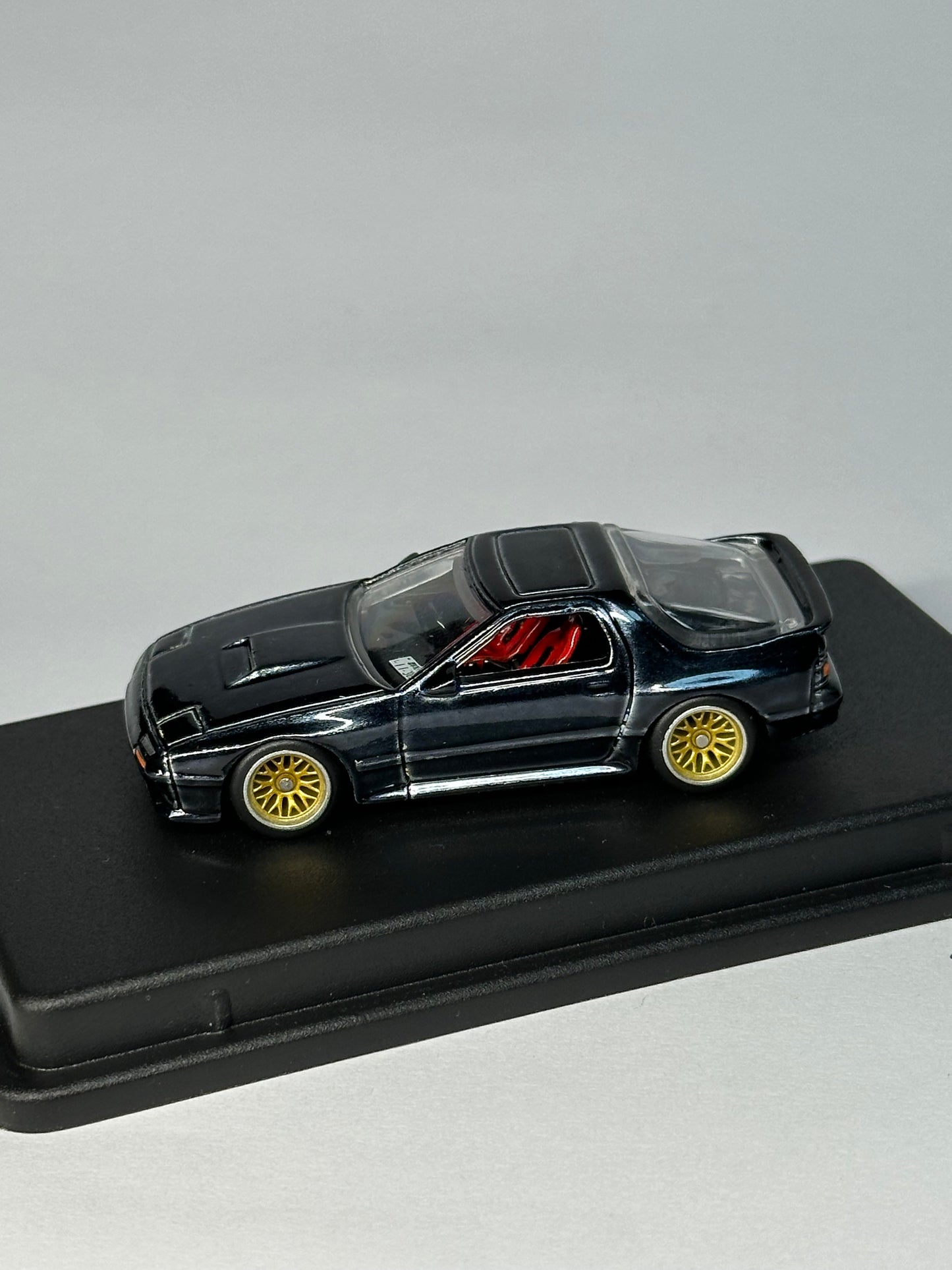 '89 Mazda Savanna RX-7 FC "Gold Phantom"