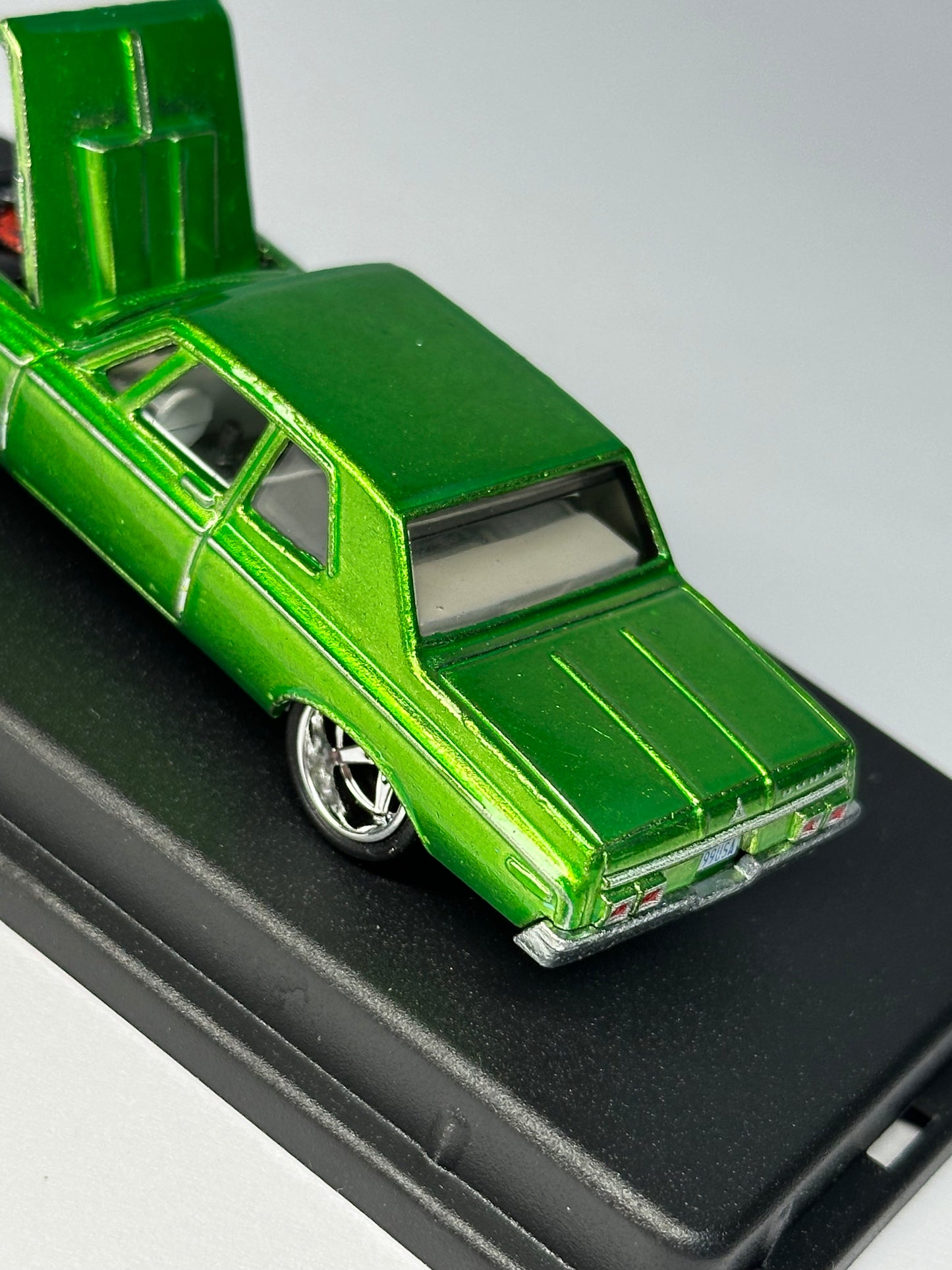 '64 Dodge 330 "Emerald Cruiser"