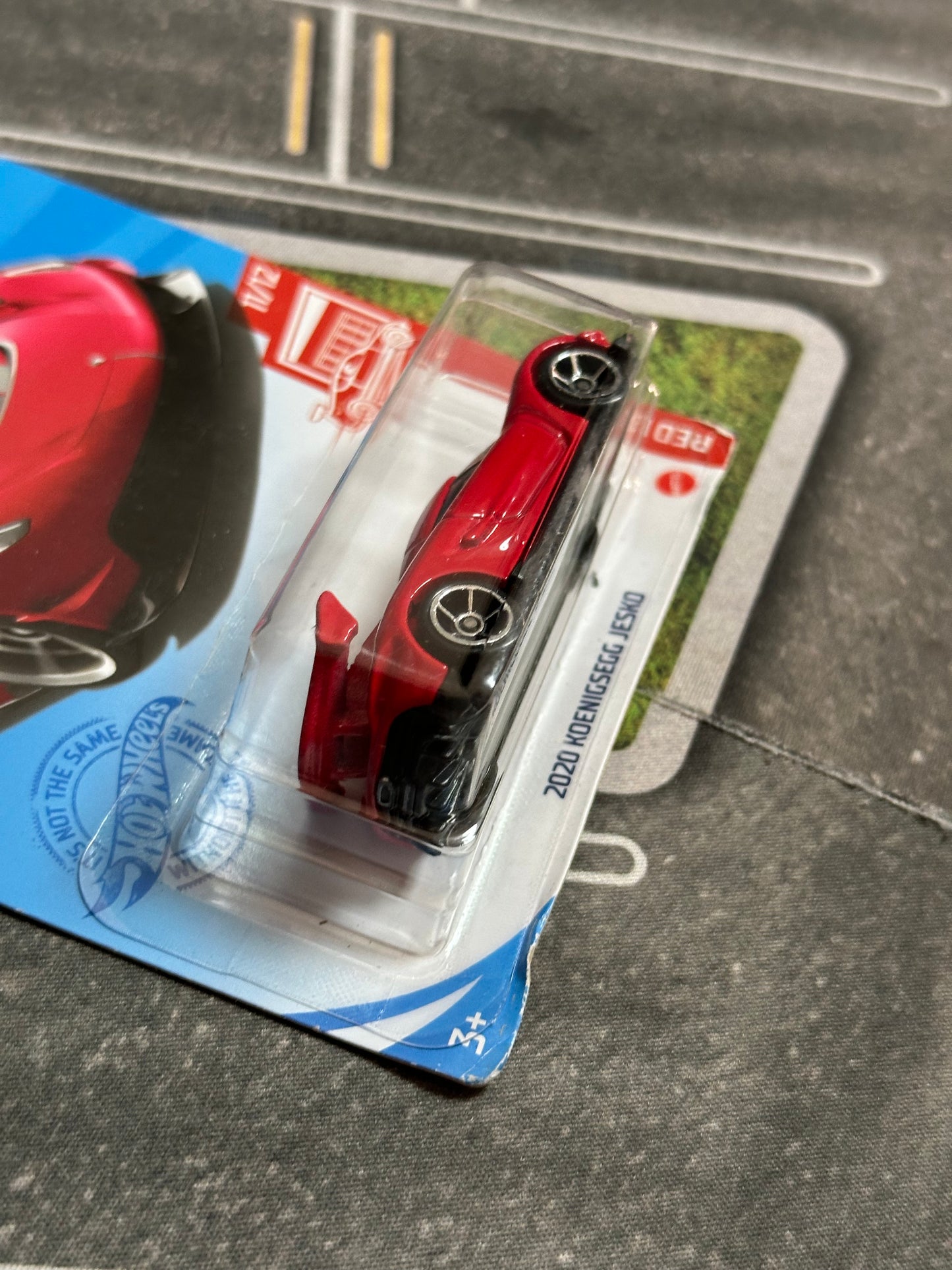 Koenigsegg Jesko Red Edition