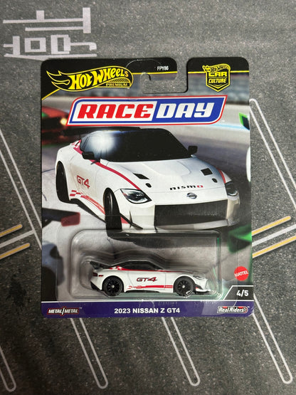 Race Day Premium Set